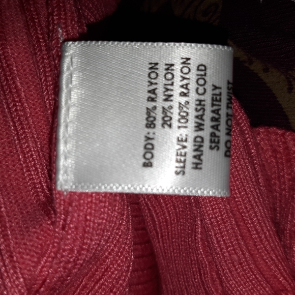 The Limited Pink Top - Size Medium - Picture 9 of 11